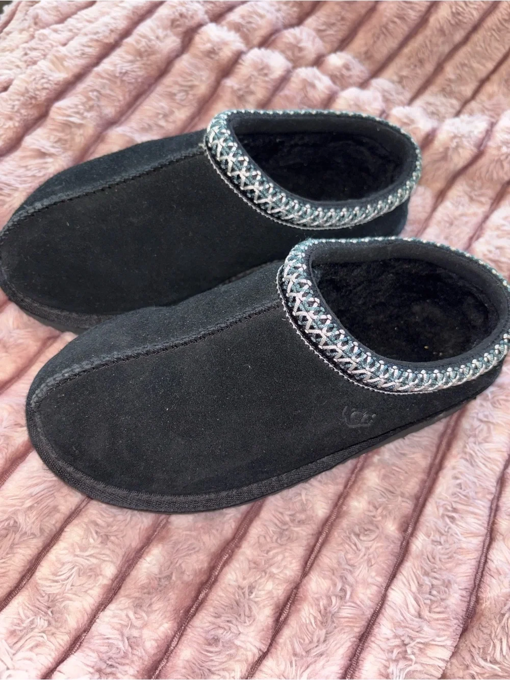 UGG Black Tasman ll Kid